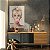 Quadro Decorativo Canvas Brigitte Bardot com Chiclete Rosa Vertical - Imagem 2