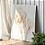 Quadro Decorativo Canvas Flor Copo de Leite Traços Dourados Vertical - Imagem 5
