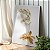 Quadro Decorativo Canvas Floral Flores Brancas Com Detalhes em Dourado Vertical - Imagem 3