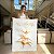 Quadro Decorativo Canvas Floral Composição de Flores Brancas com Dourado Vertical - Imagem 4