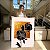 Quadro Decorativo Canvas Flores em Preto com Fundo Gold Vertical - Imagem 7