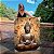 Quadro Decorativo Canvas Religioso Buda Segurando Flor Vertical - Imagem 1