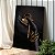 Quadro Decorativo Canvas Mãos com Joias Douradas Fundo Preto - Imagem 2