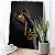 Quadro Decorativo Canvas Mãos com Joias Douradas Fundo Preto - Imagem 1