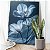 Quadro Decorativo Canvas Trio de Flores Azuis Pétalas Claras Vertical - Imagem 1