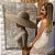 Quadro Decorativo Canvas Moda Mulher com Vestido e Chapéu Aba Larga Vertical - Imagem 6
