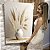 Quadro Decorativo Flutuante Vasos com Capim dos Pampas Luxo Vertical - Imagem 3
