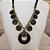 Colar curto preto, com chapas de couro preto. - Imagem 2