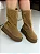 Babi - Bota Cozy Plataforma com Pelo Camurça Caramelo - Imagem 6