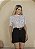 BLUSA COM PREGAS NA GOLA - Imagem 3