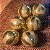 12 Bola Dourada Para Árvore de Natal 6 CM Brilhante Glitter - Imagem 2