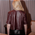 Casaqueto Couro Pelica Zipper Burgundy - Karine Daher - Imagem 5