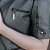 Casaqueto Couro Pelica Zipper Oliva - Karine Daher - Imagem 4