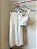 Conjunto branco com recortes - tam P - Imagem 2
