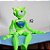 Robô alienígena articulado Olhos móveis brinquedo robô boneco - Imagem 2