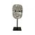 ESCULTURA DECORATIVA MINI MASCARA ETNICA IMPORTADA TEGENUNGAN EM PEDRA BRANCA COM SUPORTE A25CM - Imagem 1