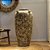 VASO VIETNAMITA CERÂMICA IMPORTADO ROMA ATLANTIS CHAMPAGNE GRANDE D56CM X A116CM - Imagem 3