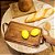 BANDEJA MADEIRA ALÇA EM COURO GRANDE 35CM - Imagem 3