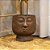 CACHEPOT FACE EM RESINA D30CM X A30CM - Imagem 4