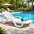 Espreguiçadeira Pitangui Branca para Piscina Área Externa Reclinável Confortável Plástico Resistente - Imagem 1