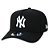 Boné New Era 9Forty New York Yankees Aba Curva Preto - Imagem 1