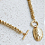 Colar Dourado com Pingente de Concha e Fecho T – Beleza Marinha 2026 - Imagem 2