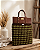 Kit Bolsa Boss - Fio Malha Pólen Verde Musgo e Chocolate-Couro Marrom/Dourado(Déa Fios-Aula Inclusa) - Imagem 2