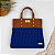 Kit Bolsa Famme - Fio Néctar 5mm Azul Marinho-Couro Caramelo Escuro/Dourado (Déa Fios-Aula Inclusa) - Imagem 3