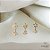 Trio Flores Banhado Ouro 18k - Imagem 2