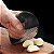 Prensa de alho de aço inoxidável manual em curva frutas um utensílio de cozinha - Imagem 5