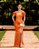 VESTIDO DE FESTA SABRINA CREPE ACETINADO FENDA - LARANJA - Imagem 1