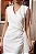 VESTIDO SUZY TUBINHO CURTO COM DETALHE FIVELA - OFF WHITE - Imagem 4