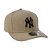 Boné 9FIFTY Stretch Snap Snapback MLB New York Yankees Aba Curva Cáqui - Imagem 3
