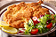 Os 10 escalopes de vitelo congelados são finas fatias de carne macia e suculenta, ideais para preparações rápidas e sofisticadas. De textura delicada e sabor suave, podem ser grelhados, empanados ou preparados com molhos variados, como madeira ou mostarda - Imagem 3