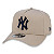 Boné 9FORTY A-Frame MLB New York Yankees Bege - Imagem 1
