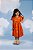 VESTIDO ESTAMPA RODA GIGANTE FUNDO LARANJA - Imagem 2