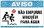 Placa de Aviso de Piscina não empurre  ninguém  para água - Imagem 1