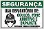 Placa de segurança uso obrigatório de: óculos, fone  auditivo e capacete nesta área trabalhe com segurança. - Imagem 1