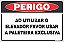 Placa de perigo ao utilizar o  elevador favor usar  a paleteira exclusiva - Imagem 1
