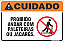 Placa de cuidado proibido  andar com paleteiras ou jacarés. - Imagem 1