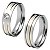 Aliança em aço inox confort reta 6mm c/ 2 filetes em ouro com Aliança em aço inox confort reta 6mm c/ 2 filetes em ouro interrompidos e pedra de zircônia de 3mm - Imagem 1