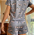 Pijama Feminino Blusa Manga Curta Short com Elástico Estampas Variadas Tamanho Único - Imagem 5