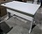 Mesa de Escritório Usada c/ Gavetas mod. Diversas no Estado 1,40m x 0,70m - Imagem 3