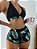 Conjunto biquíni modelo top com detalhe barrado estampado e shorts estampado - Imagem 2
