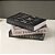 Ornamento de Livros Faux - Caixa de Armazenamento para Controle Remoto e Decoração - Imagem 1