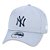 Boné New Era Aba Curva New York Yankees Basic Cinza - Imagem 1