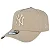 Boné New Era Aba Curva Core New York Yankees Kaki - Imagem 1