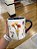 Caneca Floral em Cerâmica Americana - Delicada com Flors silvestres e borboleta - Aprox 550ml - Imagem 2