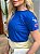 TSHIRT FEMININA ALGODÃO BORDADO NA MANGA FLOR / AZUL BIC - Imagem 1