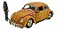 Miniatura Volkswagen Fusca Bumblebee Transfor C/ Boneco 1:24 - Imagem 1